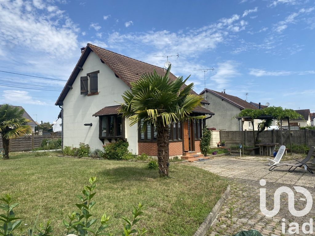 Achat maison à vendre 2 chambres 82 m² - Châlette-sur-Loing