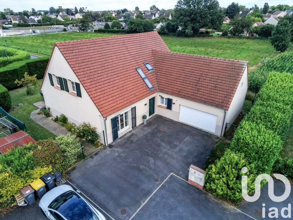 Achat maison à vendre 5 chambres 225 m² - Dammartin-en-Goële