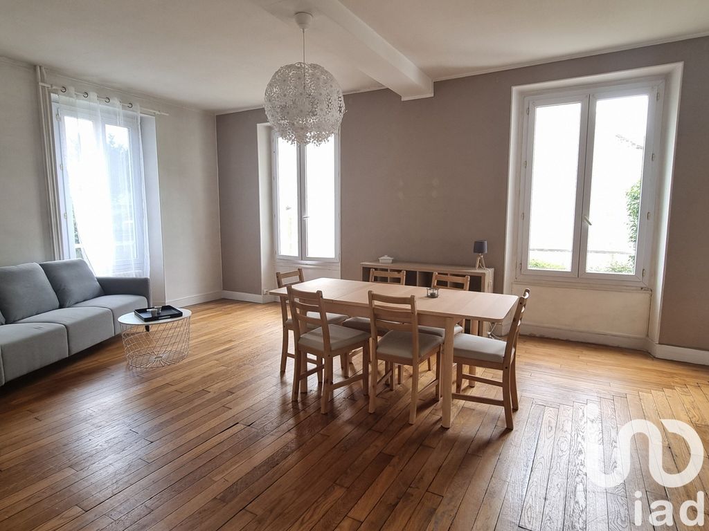 Achat maison à vendre 5 chambres 148 m² - Fontainebleau