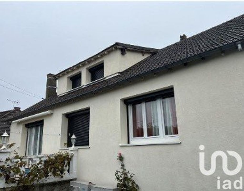 Achat maison à vendre 5 chambres 107 m² - Vernouillet