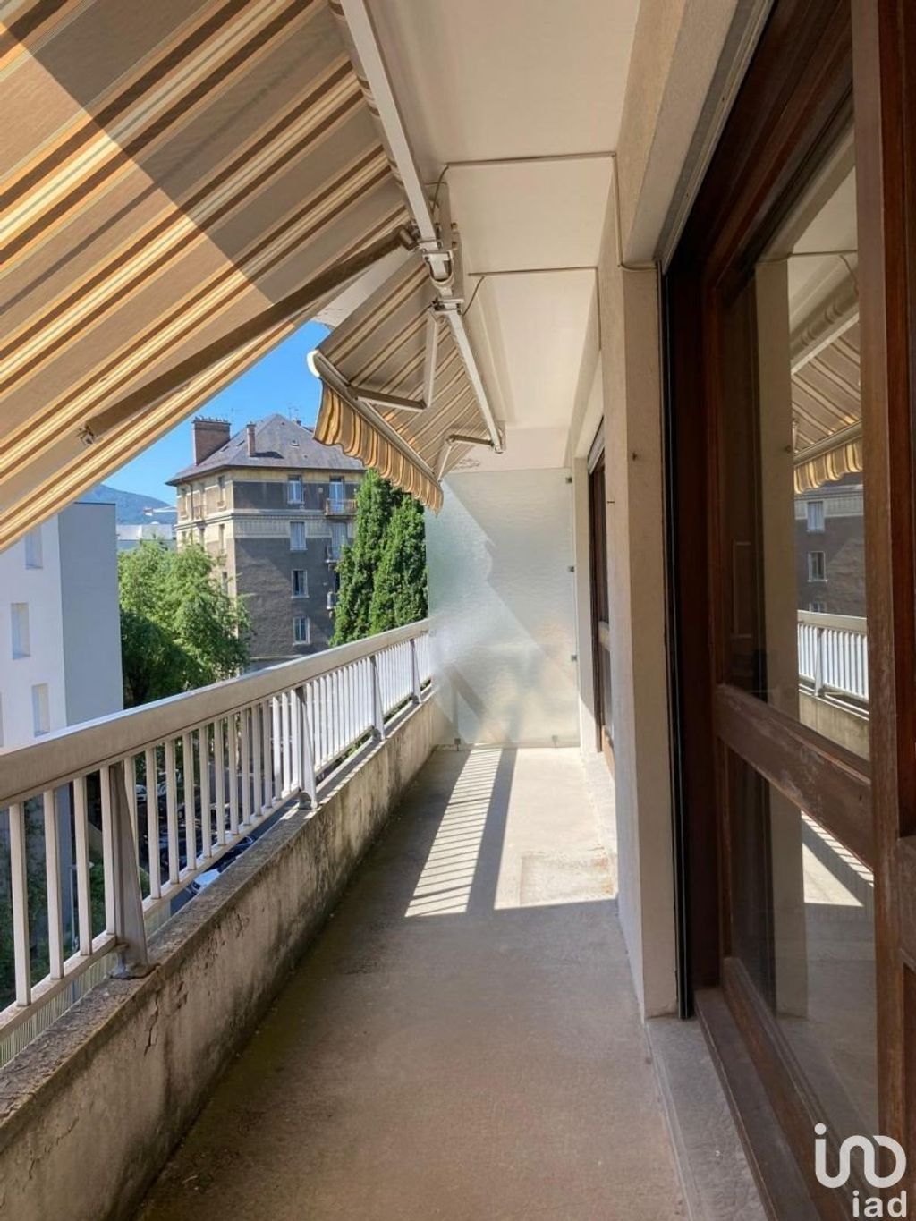 Achat appartement à vendre 2 pièces 48 m² - Chambéry