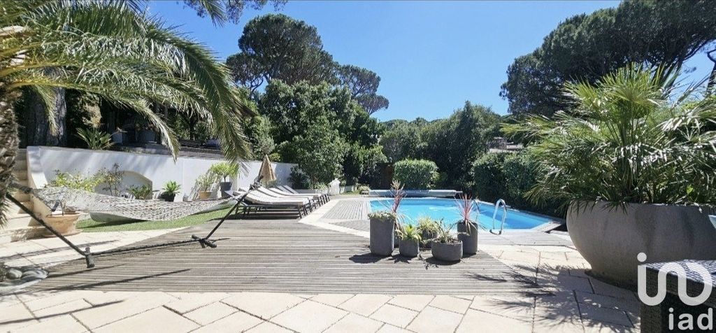 Achat maison à vendre 4 chambres 170 m² - Sainte-Maxime