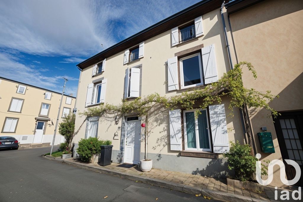 Achat maison à vendre 4 chambres 127 m² - Gerzat