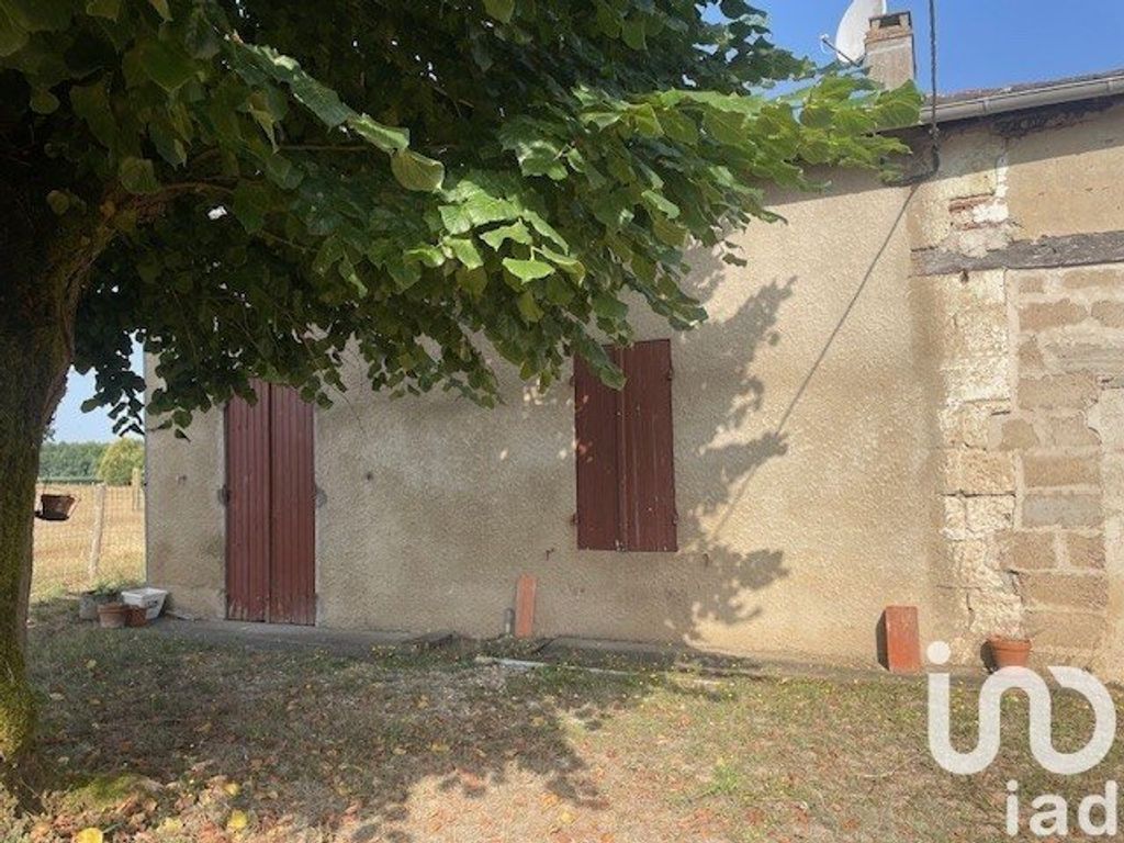 Achat maison à vendre 2 chambres 90 m² - Saint-Pierre-d'Eyraud