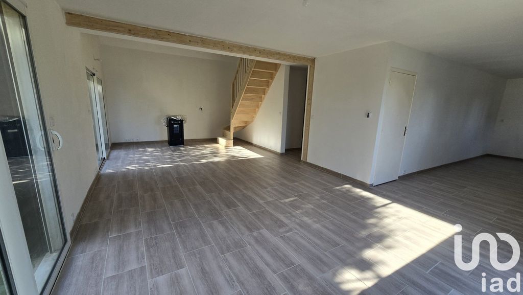 Achat maison à vendre 4 chambres 137 m² - Dourdain