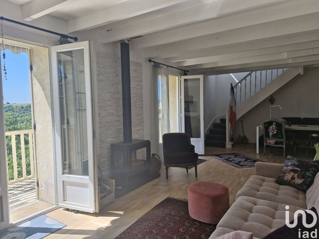 Achat maison à vendre 2 chambres 89 m² - Gensac