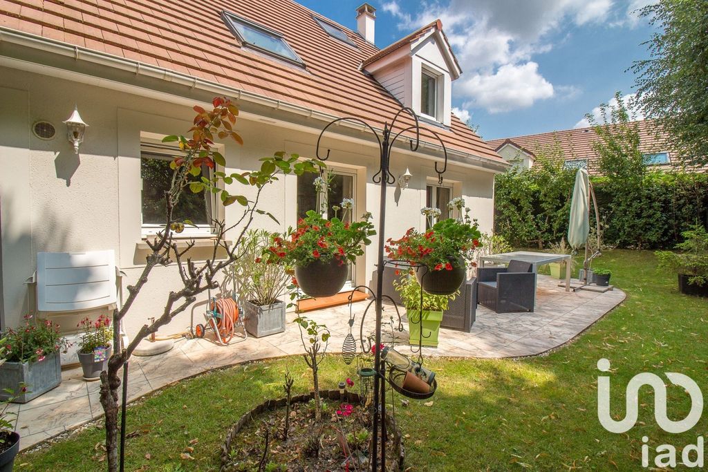 Achat maison à vendre 5 chambres 164 m² - Voisins-le-Bretonneux