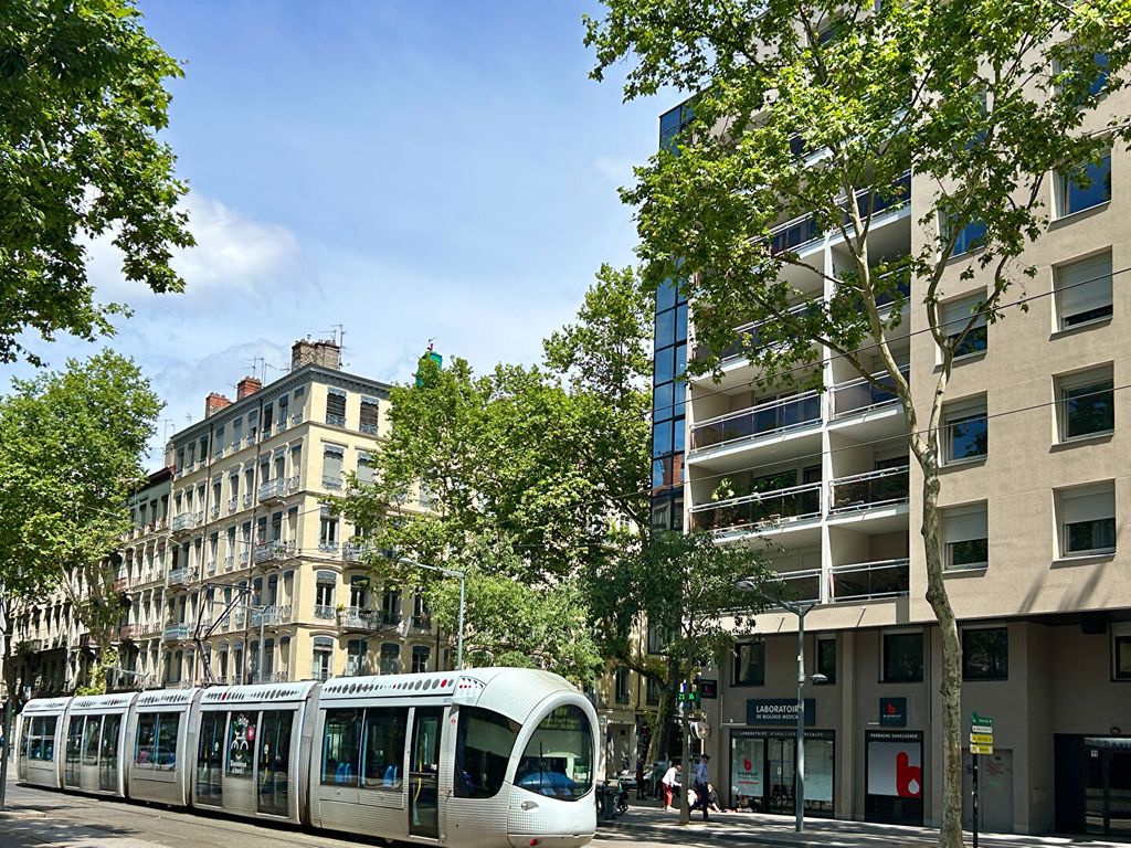 Achat appartement à vendre 4 pièces 99 m² - Lyon 2ème arrondissement