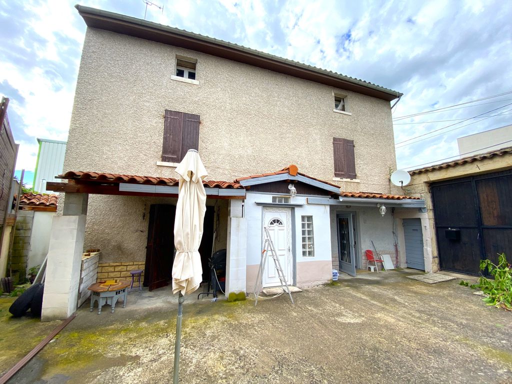 Achat maison à vendre 5 chambres 151 m² - Villefranche-sur-Saône