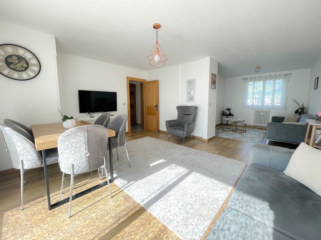 Achat appartement à vendre 3 pièces 64 m² - Sallanches