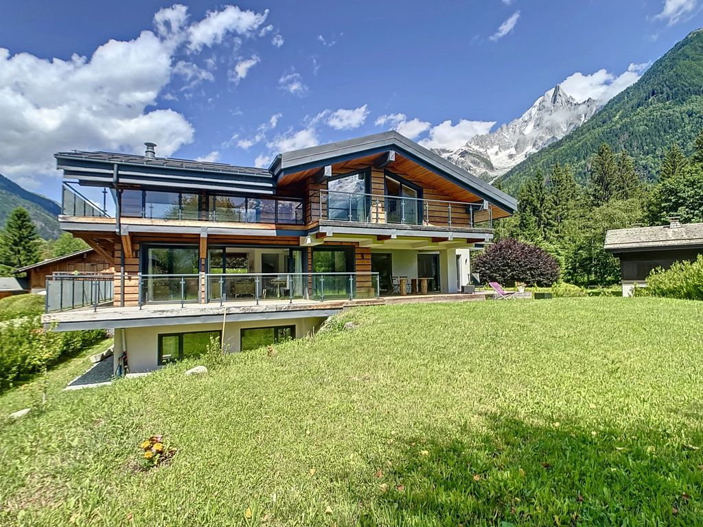 Achat maison à vendre 4 chambres 245 m² - Chamonix-Mont-Blanc