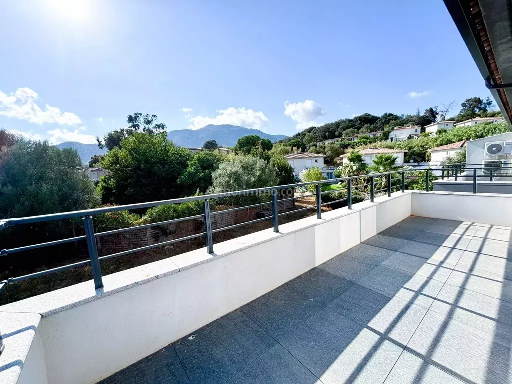 Achat appartement à vendre 3 pièces 63 m² - Ajaccio