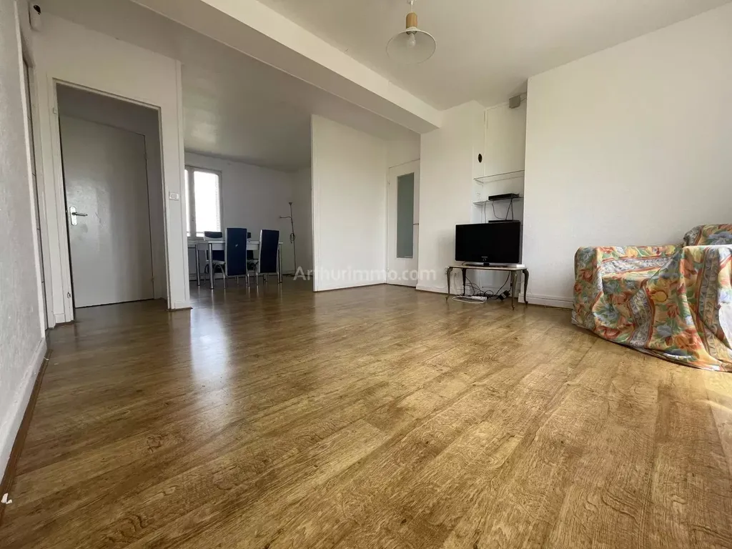 Achat appartement à vendre 5 pièces 74 m² - Roanne