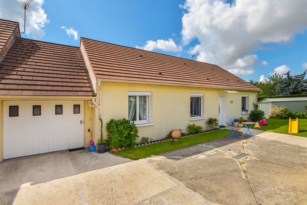 Achat maison à vendre 4 chambres 116 m² - Verneuil-l'Étang