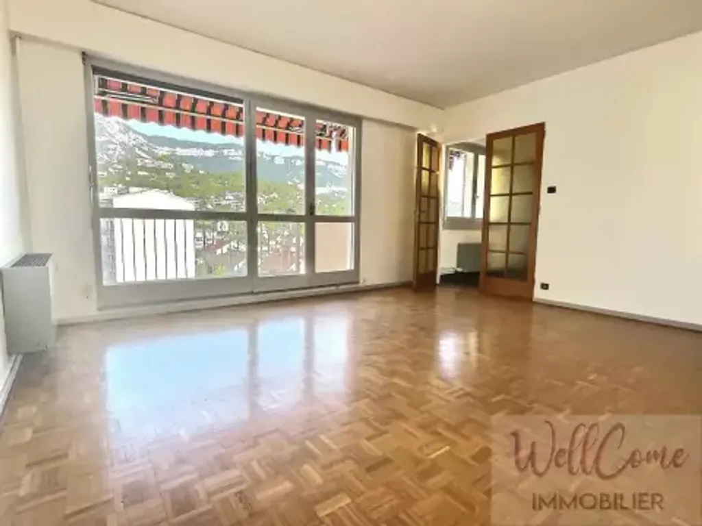 Achat appartement à vendre 4 pièces 84 m² - Aix-les-Bains