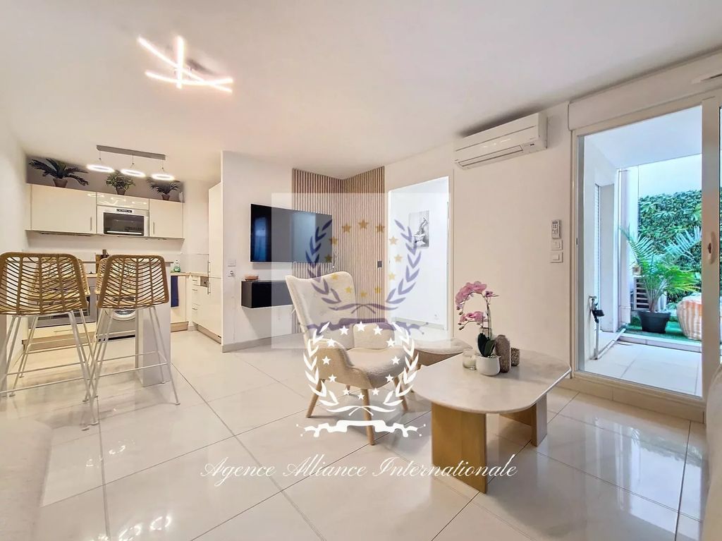 Achat appartement à vendre 2 pièces 44 m² - Cannes