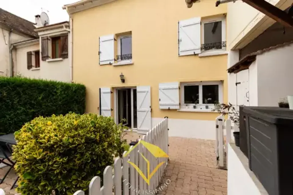 Achat maison à vendre 2 chambres 74 m² - Vaux-sur-Seine