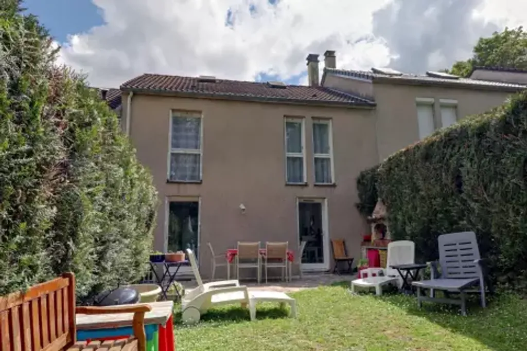 Achat maison à vendre 3 chambres 94 m² - Jouy-le-Moutier