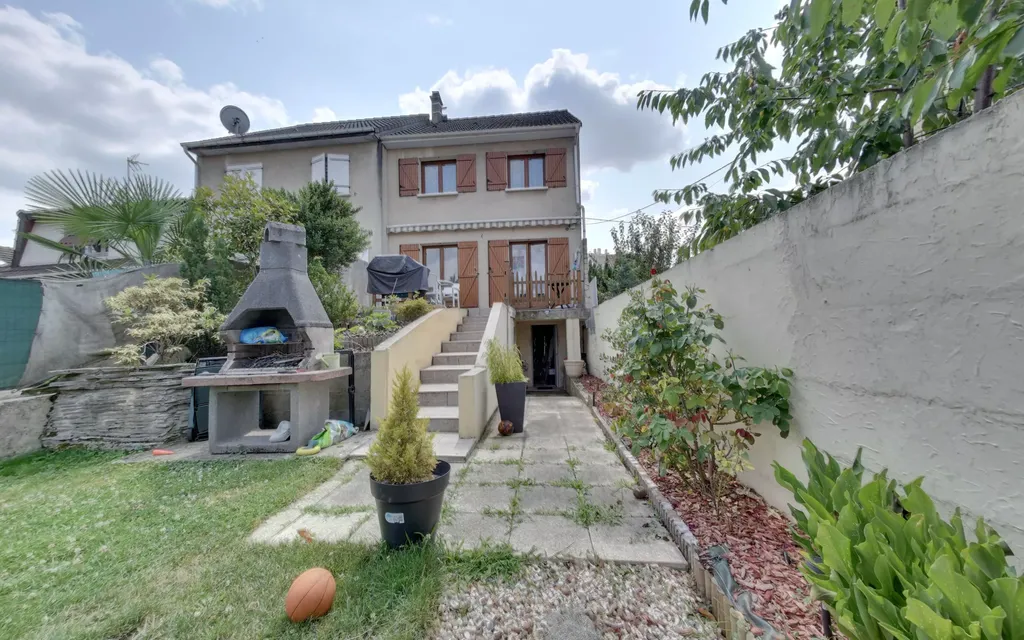 Achat maison à vendre 3 chambres 90 m² - Le Blanc-Mesnil