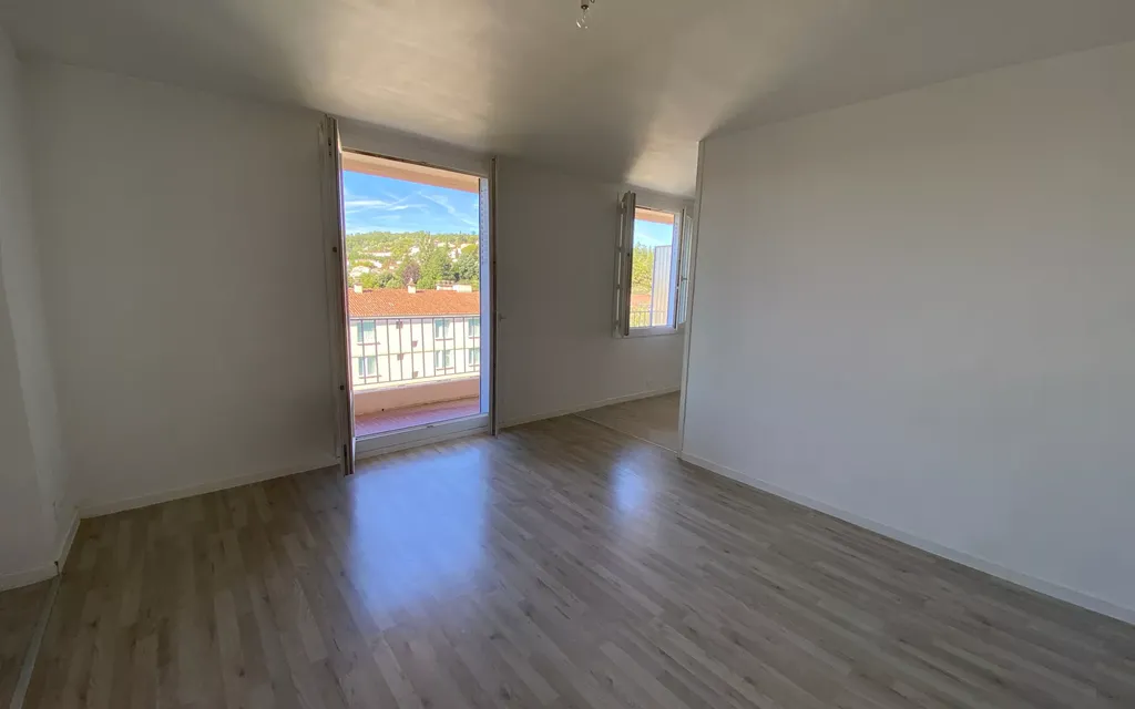 Achat appartement à vendre 4 pièces 70 m² - Manosque