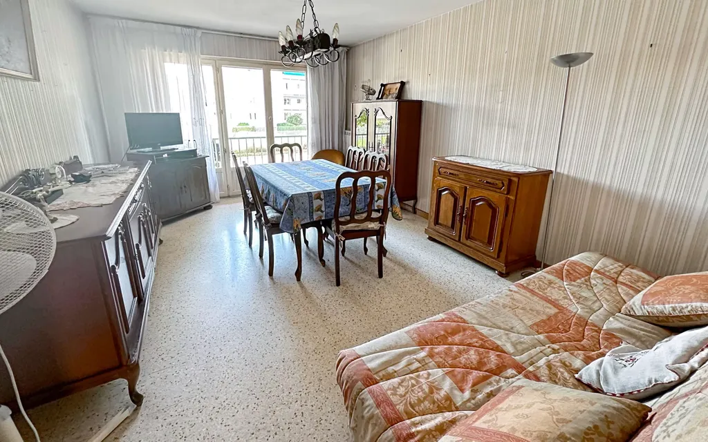 Achat appartement à vendre 3 pièces 61 m² - Antibes