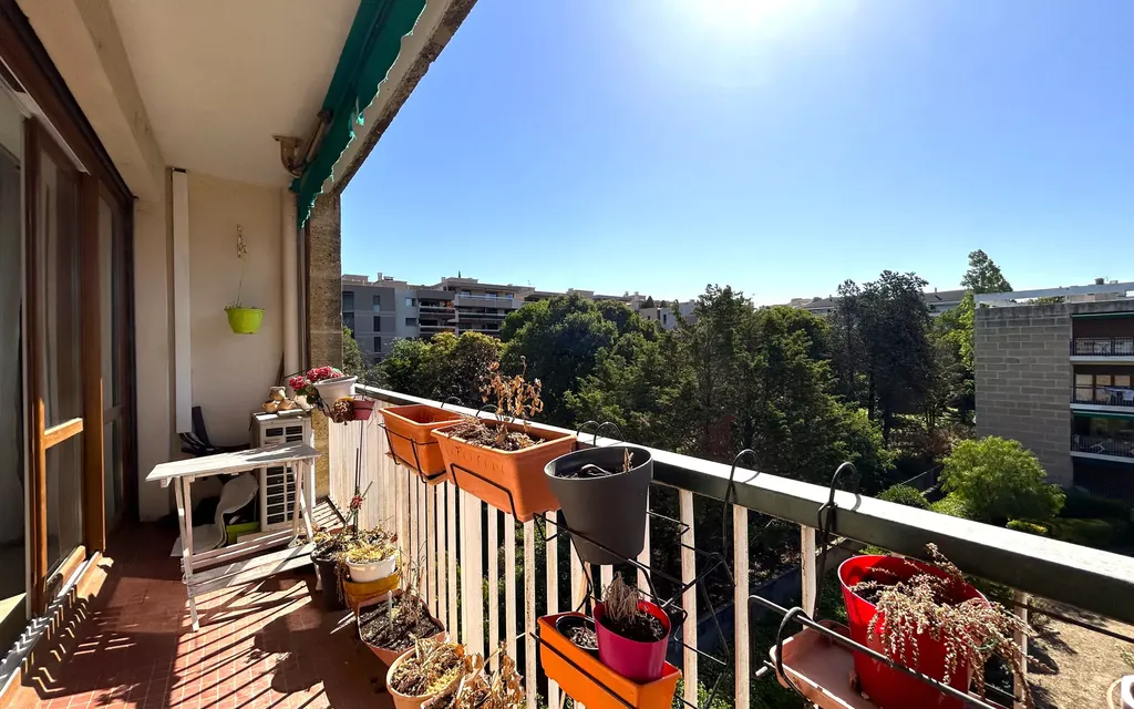 Achat appartement à vendre 4 pièces 77 m² - Marseille 8ème arrondissement