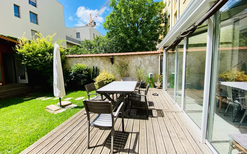 Achat appartement à vendre 3 pièces 94 m² - Lyon 7ème arrondissement