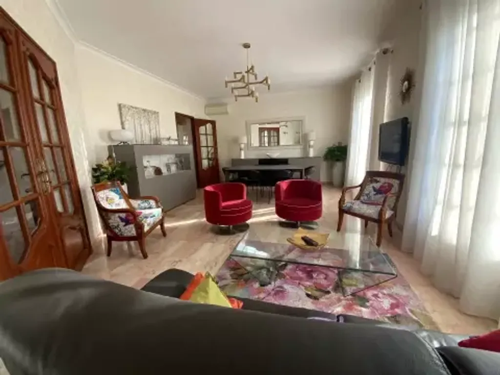 Achat maison à vendre 4 chambres 190 m² - Béziers