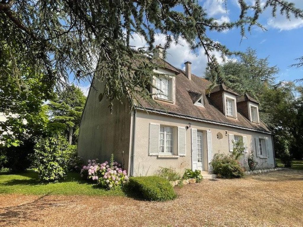 Achat maison à vendre 5 chambres 150 m² - Loches