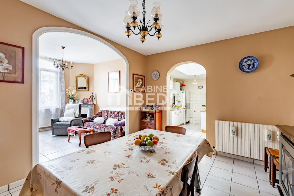 Achat maison à vendre 2 chambres 84 m² - Bègles