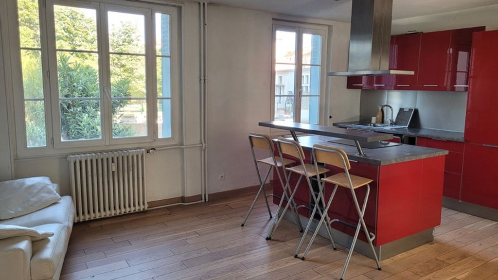 Achat appartement à vendre 3 pièces 54 m² - Lyon 8ème arrondissement