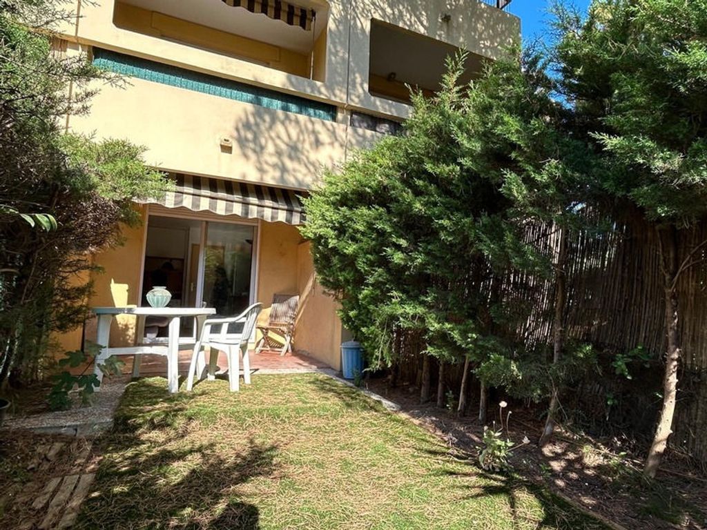 Achat studio à vendre 20 m² - Saint-Raphaël