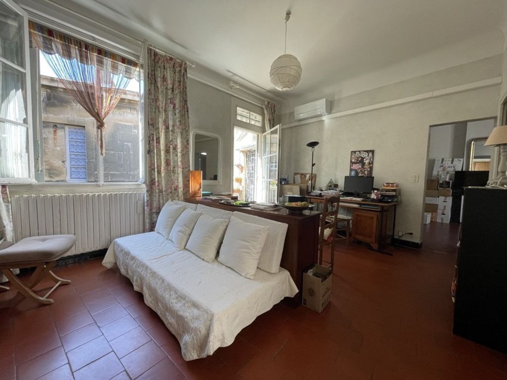 Achat appartement à vendre 3 pièces 90 m² - Arles