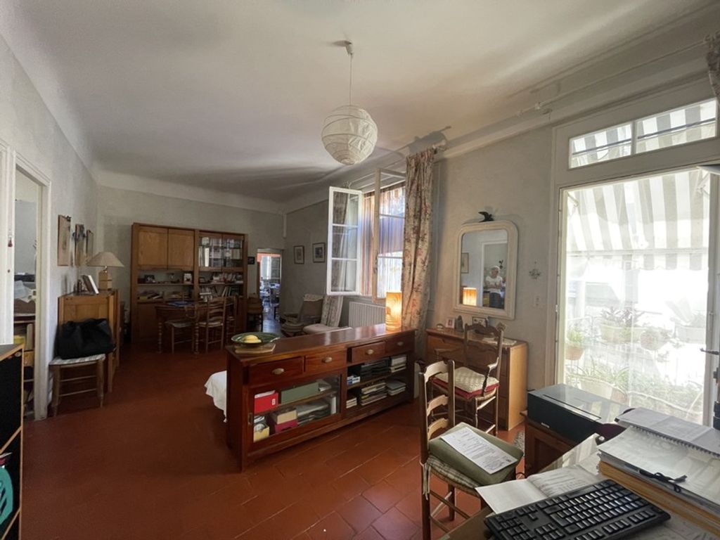 Achat appartement à vendre 3 pièces 90 m² - Arles