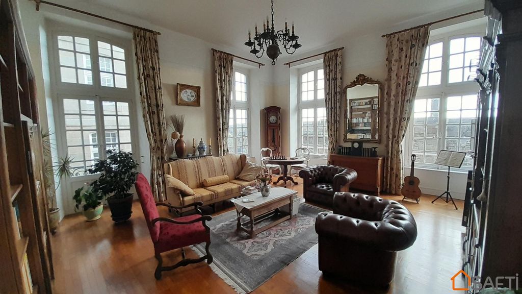 Achat appartement à vendre 5 pièces 198 m² - Saint-Malo