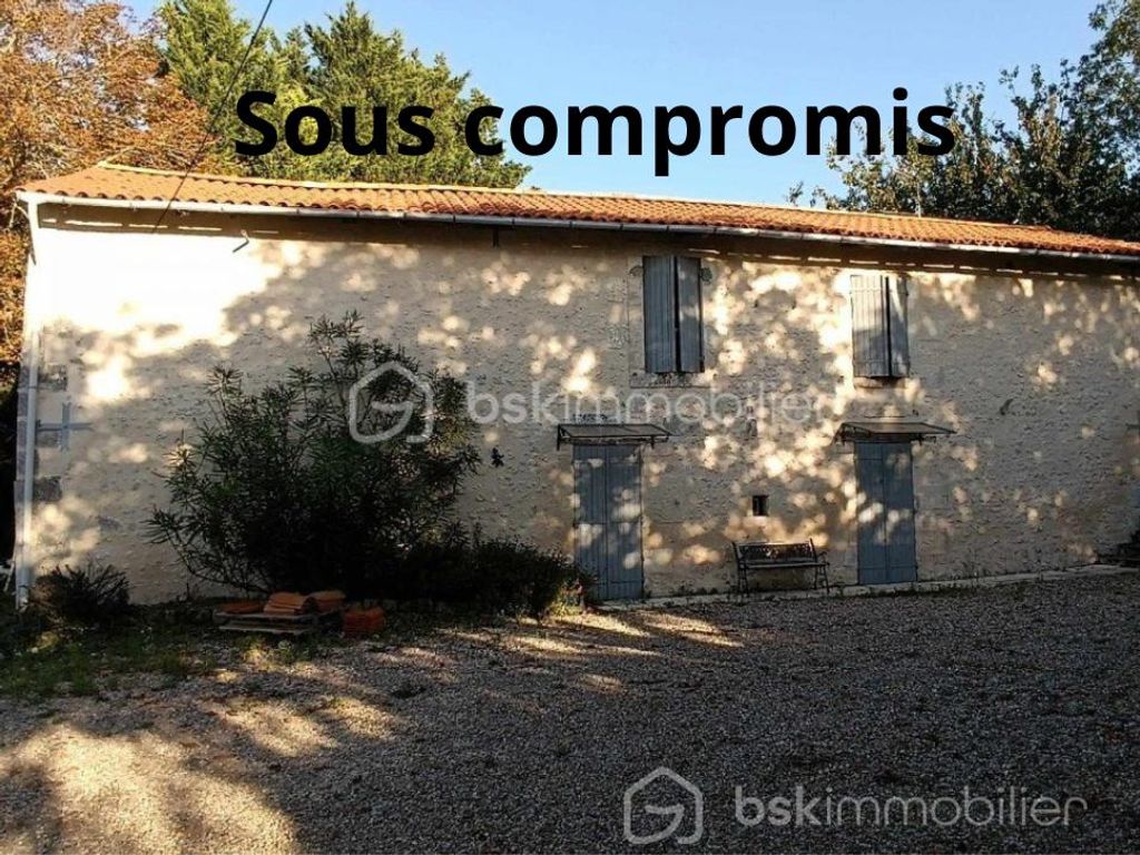 Achat maison à vendre 2 chambres 114 m² - Ribérac