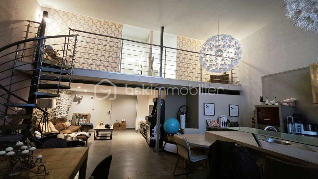 Achat maison à vendre 2 chambres 104 m² - Le Soler