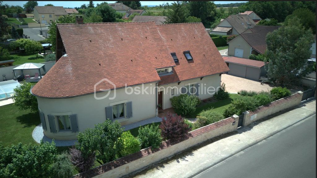 Achat maison à vendre 4 chambres 160 m² - Bretigny