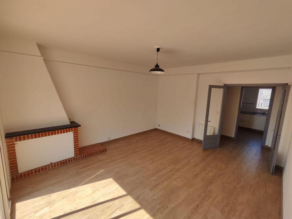 Achat appartement à vendre 3 pièces 63 m² - Bastia