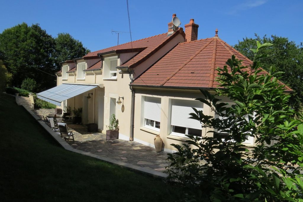 Achat maison à vendre 3 chambres 180 m² - Montigny-aux-Amognes