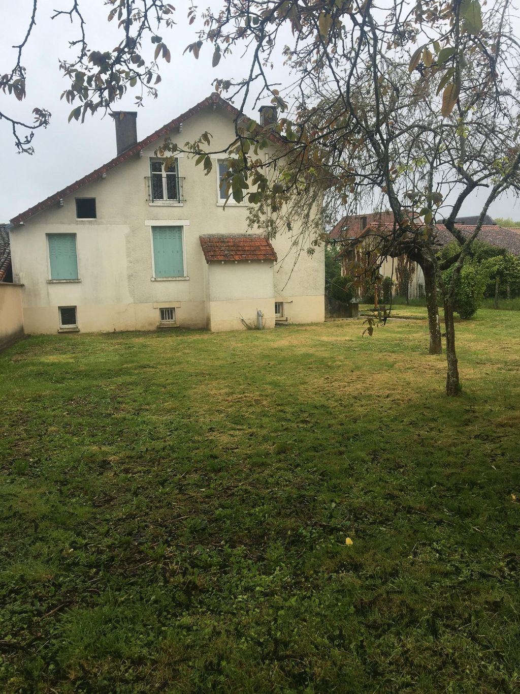 Achat maison à vendre 4 chambres 105 m² - Cognac-la-Forêt