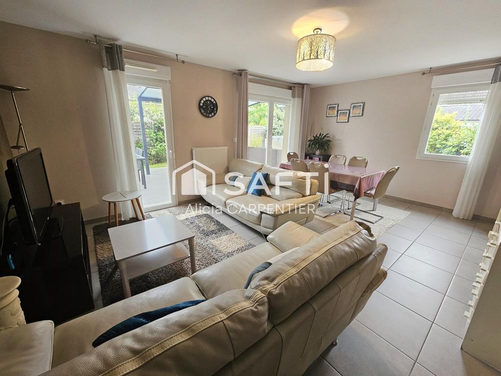 Achat maison à vendre 3 chambres 85 m² - Saint-Aubin-de-Médoc