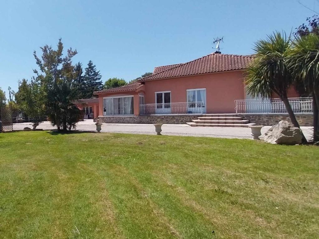 Achat maison à vendre 3 chambres 144 m² - Sainte-Foy-de-Peyrolières