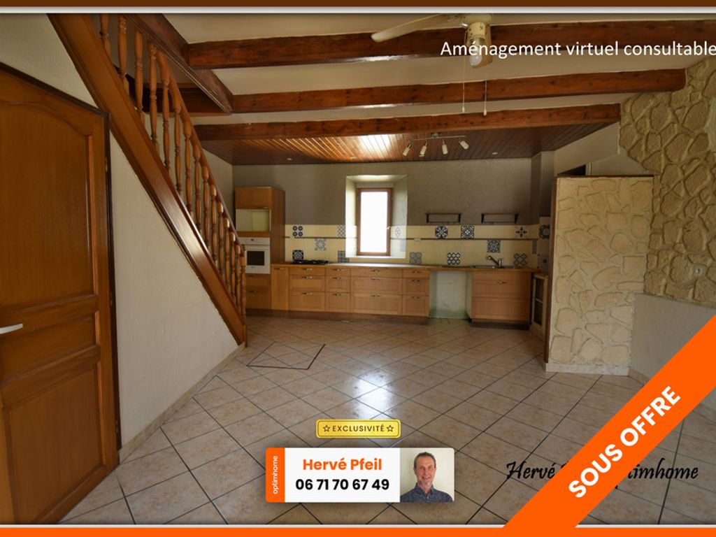 Achat maison à vendre 3 chambres 92 m² - Saint-Étienne-de-Saint-Geoirs