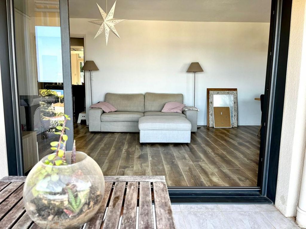 Achat appartement à vendre 3 pièces 75 m² - La Ciotat