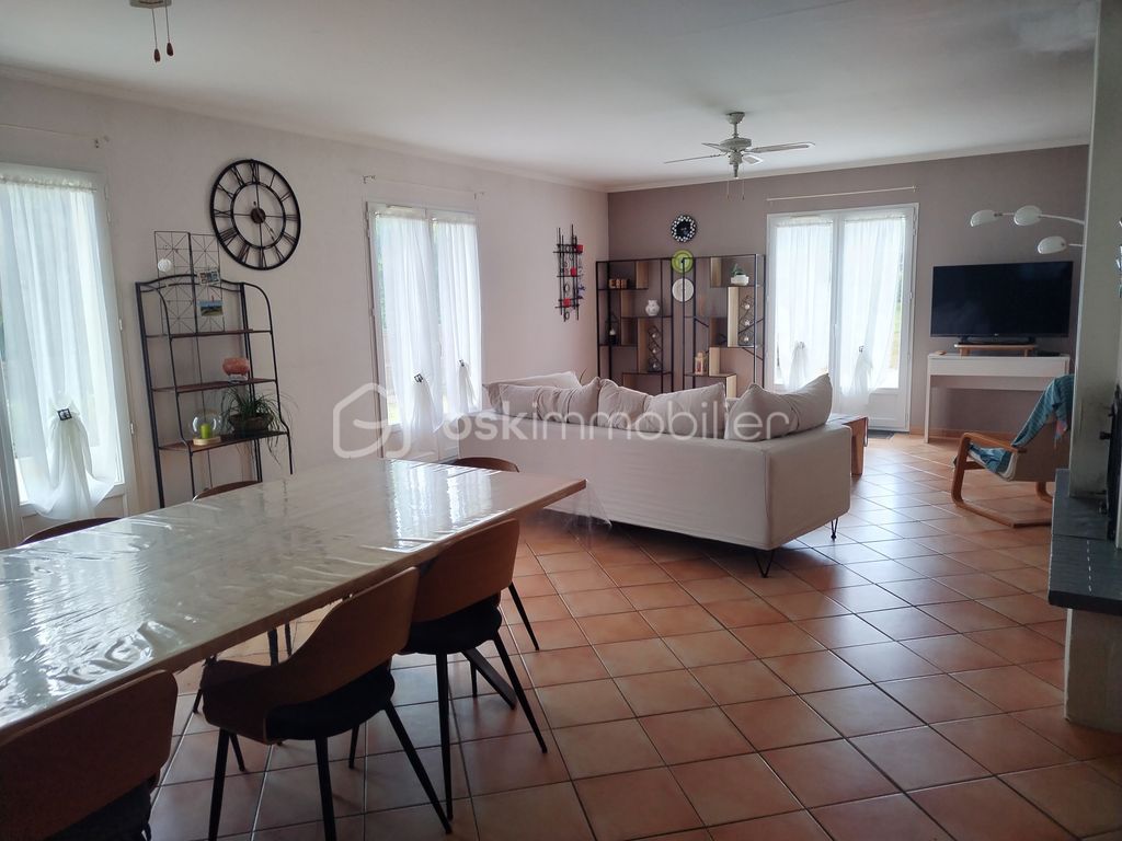 Achat maison à vendre 4 chambres 176 m² - Préguillac