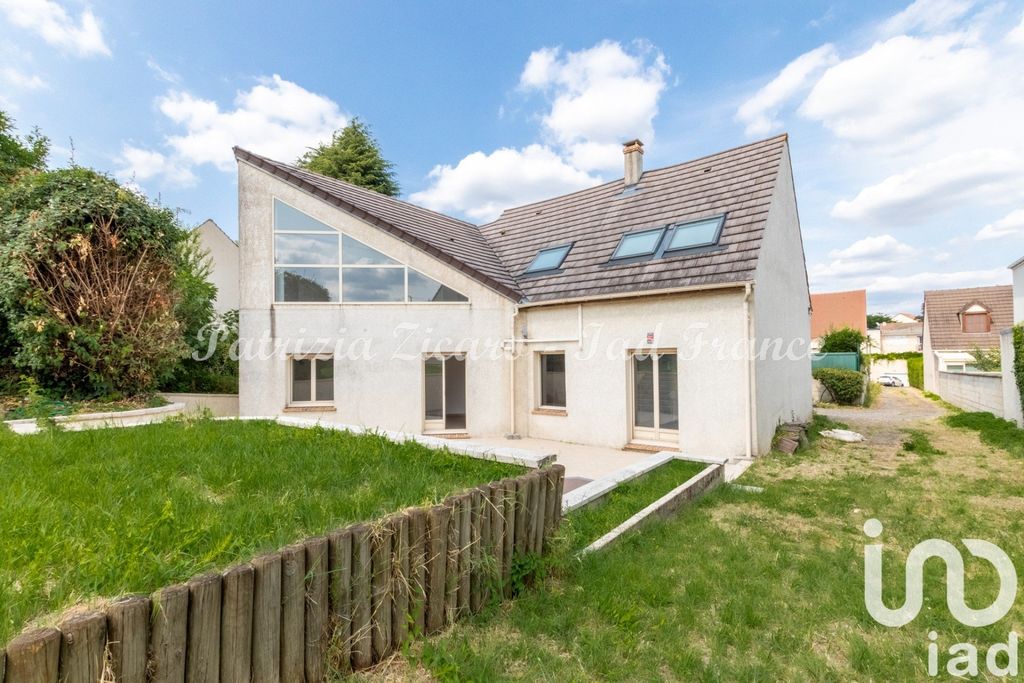 Achat maison à vendre 4 chambres 167 m² - La Ville-du-Bois