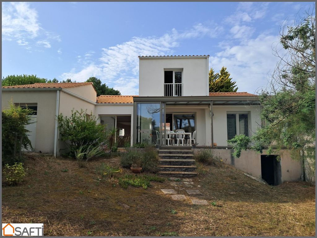 Achat maison à vendre 3 chambres 125 m² - La Tranche-sur-Mer