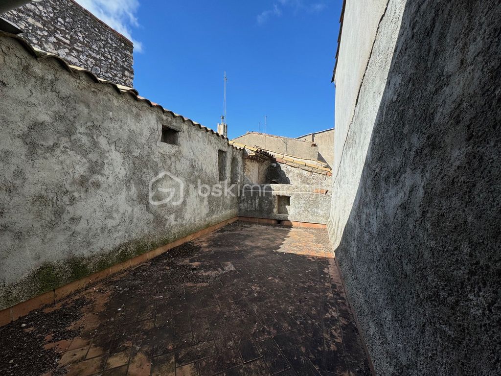 Achat maison à vendre 2 chambres 77 m² - Aniane