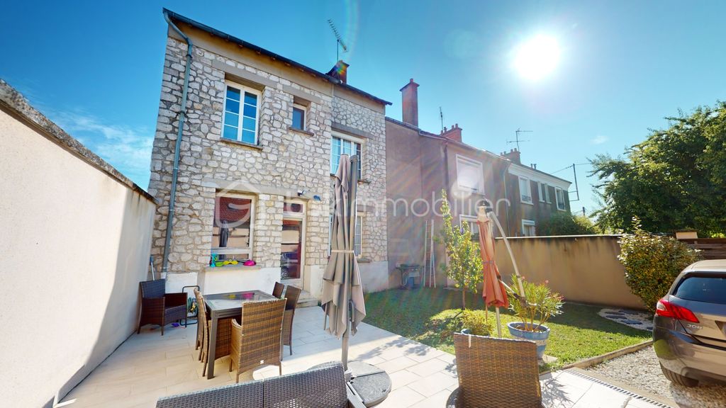 Achat maison à vendre 4 chambres 133 m² - Ladon